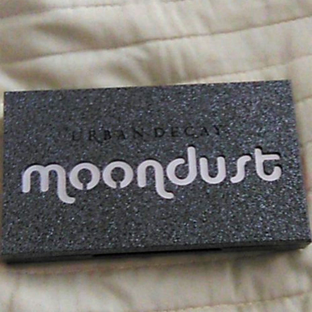 Urban Decay Moondust Eye-shadow Palette
